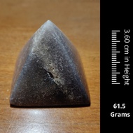 Purple Grape Agate Pyramids - 2.65cm to 4.00cm in Height - 30.3 to 70.5 grams in Weight (Crystal Pyr