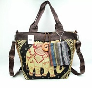 Tas slempang wanita / tas slempang motif gajah thailand / tas import