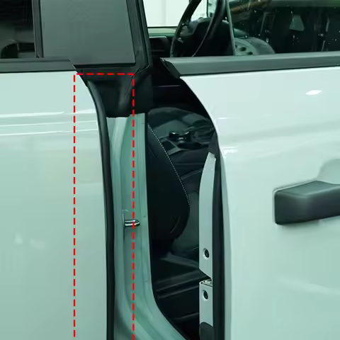 Sealing sound insulation strip for door gap dust-proof B-pillar rubber sealing strip For Ford Bronco