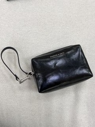 charles & keith 手機包 銀包