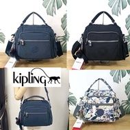 KIPLING Square Handbag &amp; Shoulder bag กระเป๋าถือหรือสะพายข้าง ขนาดกลาง วัสดุ Polyester 100%