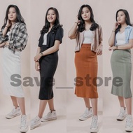 At the con!! 7/8 Knitted Span Skirt • Calf Length Knitted Span Skirt • 7/8 Knitted Skirt