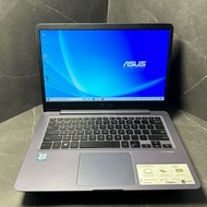 ASUS VivoBook S14 14吋高階輕薄文書筆電 /i5-8265U 8th gen/8GB DDR4 Ram/256GB SSD/手提電腦/Laptop/notebook/音質一流/文書電腦/防眩光Mon/S406U/左下角花/快速運行！/36