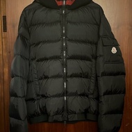 保證真品MONCLER Aubrac Jacke羽絨外套 男用3號(L)