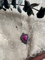 紅綠寶 中性 日本米珠 串珠吊墜 鈦鋼鏈