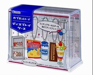 現貨 日本限定 Daiso 日本製 收納盒 動漫周邊 相片 拍立得 照片 襟章 立牌 杯墊 展示盒 收藏  扭蛋匙扣 inomata Diaso Japan Aeoncity