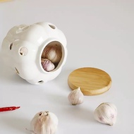 Onion Storage Jar 11.8cm Union Jar/ Ceramic Storage Jar/