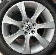 中古BMW原廠18吋鋁圈含胎 福斯 VW T5 T6 五孔120 8j et43一組四個含胎25000元，無刮傷