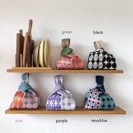 (GGB) Teeny-weeny Stretch Silk Bag Women Fashion Style Go To Cafe Colorful Tone Control Size 20 * 21