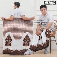 Batik Sarong CODE MKR042 - Indonesian Sarong Factory