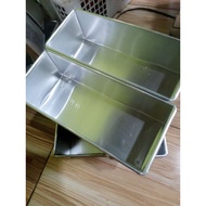 26x8x5 pan made of 0.4 aluminum