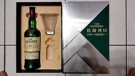 "格蘭威利12年單一麥芽威士忌"空酒瓶一支(附贈同品牌玻璃酒杯一個及外盒)，僅供收藏！
