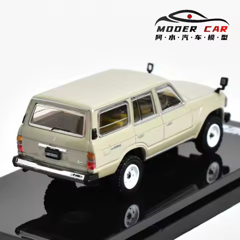 Hobby Japan HJ 1:64 Display LC70 2001 LC60 1981 Awesome Diecast Model Car