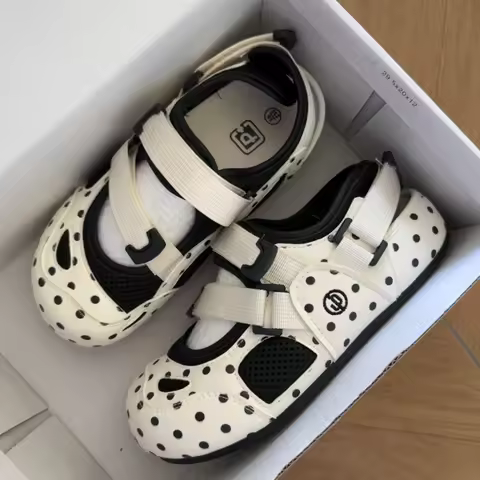 Polka Dot Closed Toe Sandals Mesh Breathable Velcro Strap Outdoor Water Shoes for Women