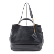 全新DOLCE & GABBANA Sicily皮革手提包/托特包，配有扣環吊飾和品牌標誌五金。黑色。附防塵袋。義大利製造。