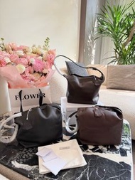 The Row Isa Bag黑色托特包