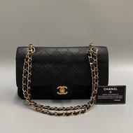 Chanel Classic flap handbag 💼