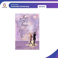 Gramedia Semarang - PRE ORDER The First Frost 1