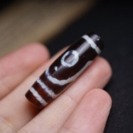 市面上非常罕有，西藏保証真品一代老工藝措思工藝饟蝕紅瑪瑙百年以上二眼老天珠