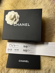 Chanel 眼鏡盒，21*17*8公分