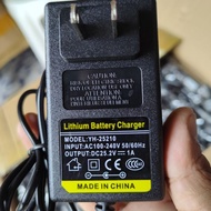 ชาร์จแบตเตอรี่ลิเธียม Li-ion Battery Charger 12.6 v 2a ✓ 16.8v 2a ✓  21.6v 2a ✓ 25.2v✓