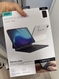 ESR iPad Pro 11" (2024-2026) 磁吸鍵盤保護套