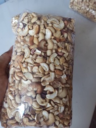 Kacang Mete Mede Mentah Pecah Murah 1kg