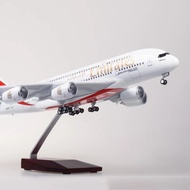 47cm Resin A380 Airplane Model with Light with Wheels Simulation Static Airplane Model Ornaments