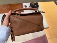 Loewe Puzzle Bag Feather Light mini size brown 啡色
