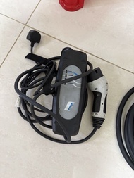 BMW 寶馬 13A 充電器