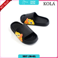 รองเท้า รองเท้าแฟชั่น รองเท้าผู้หญิง รองเท้าสไตล์เกาหลี รองเท้าพื้นนุ่ม รองเท้าแบบสวม รองเท้าลายการ์ตูน รองเท้าลายเป็ด KOLA รุ่น 5817