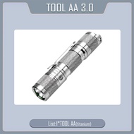 โคมไฟ LED EDC โคมไฟไทเทเนียมป้องกันตนเองไฟฉายชาร์จแบตเตอรี่ได้ตกปลากลางแจ้งไฟฉายแรงสูง900ลูเมน14500/