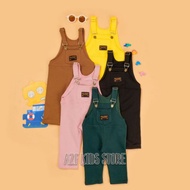 Overalls for babies aged 4 months,/ to 4 years