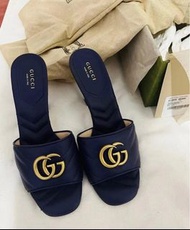 Gucci 拖鞋