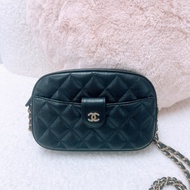 Chanel 黑金牛皮相機包 woc