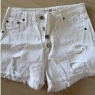 Preloved PANTS for WOMAN STRADIVARIUS shorts whitePOLOS bottoms Wanita size and details according to