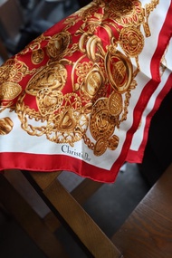 復古 Christian Dior 金色鍊飾圖騰 方形絲巾 34吋 x 34吋