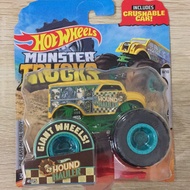 Monster Trucks Hound Hauler