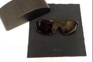 PRADA 太陽眼鏡