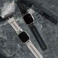 Apple Watch 44/45/46/49mm Domino 鋅合金運動矽膠錶帶