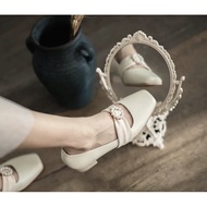 Lovely rhinestone Mary Jane shoes