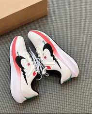 ‼️限時現貨‼️順豐包郵‼️Nike Air Zoom Pegasus 40  龍年限定 休閒訓練跑步鞋 白紅黑