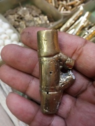 BARANG ANTIK  RIFLIKA BAMBU PETUK BAHAN KUNINGAN