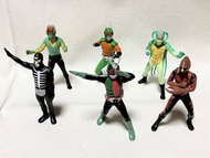 Kamen Rider Bandai 1998 HG 系列「蠍子人」完整套裝 6 款人偶：撒拉遜人、死神變色龍等