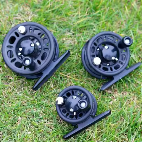ST40/ST50/ST60 Ice Fishing Reel Right/Left Hand Ultralight Winter Fishing Reel Mini Plastic Ice Fish