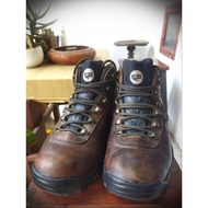 Hi-Tec brand second-hand leather outdoor shoes size 42