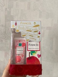 全新 FIANCÉE Body Mist 香水 + Hand Cream