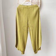♣ Aiden001 One Size Autumn Spring Summer Pleated Large Size Loose Harem Beaming Pants Bloomers 3223