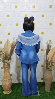 ( Gratis Bando Karakter ) Setelan Jeans Anak Perempuan Motif Terbaru jeans mix brukat Untuk Anak Usi