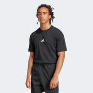 adidas ไลฟ์สไตล์ เสื้อยืดผ้าซิงเกิลเจอร์ซีย์ Essentials Small Logo ผู้ชาย สีดำ JE9024